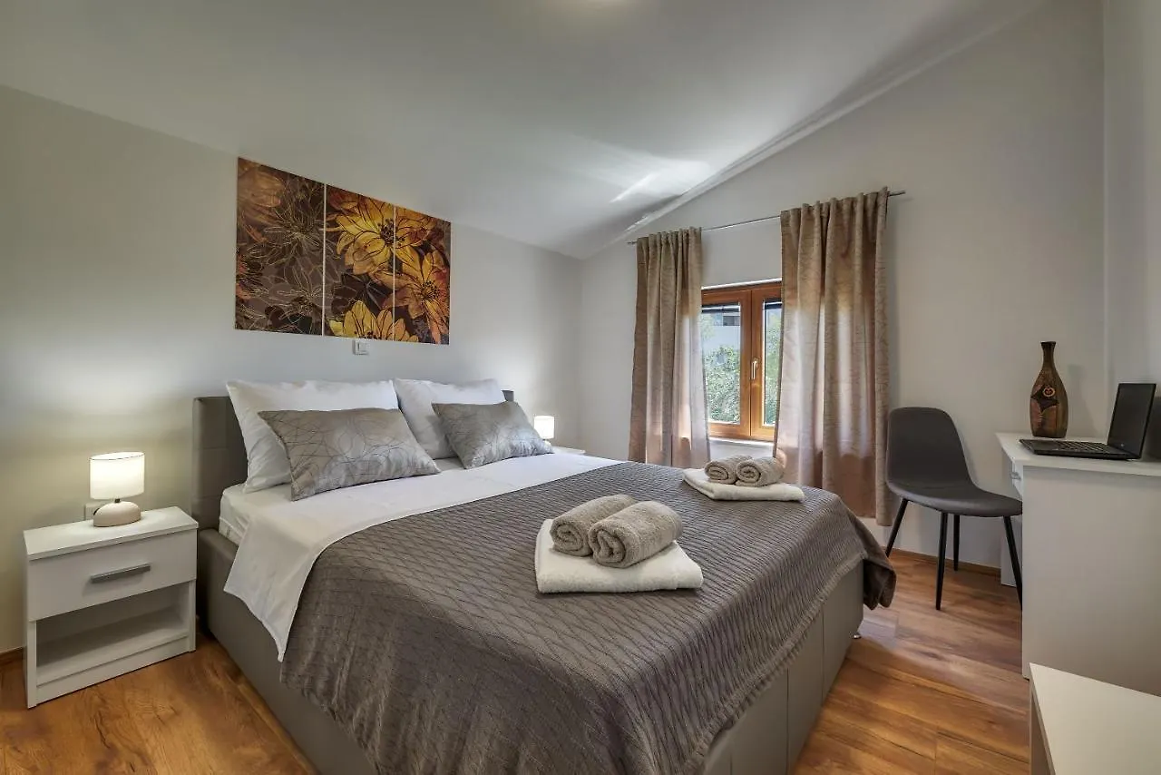 New Apartman Luma Pula City Center Croatia